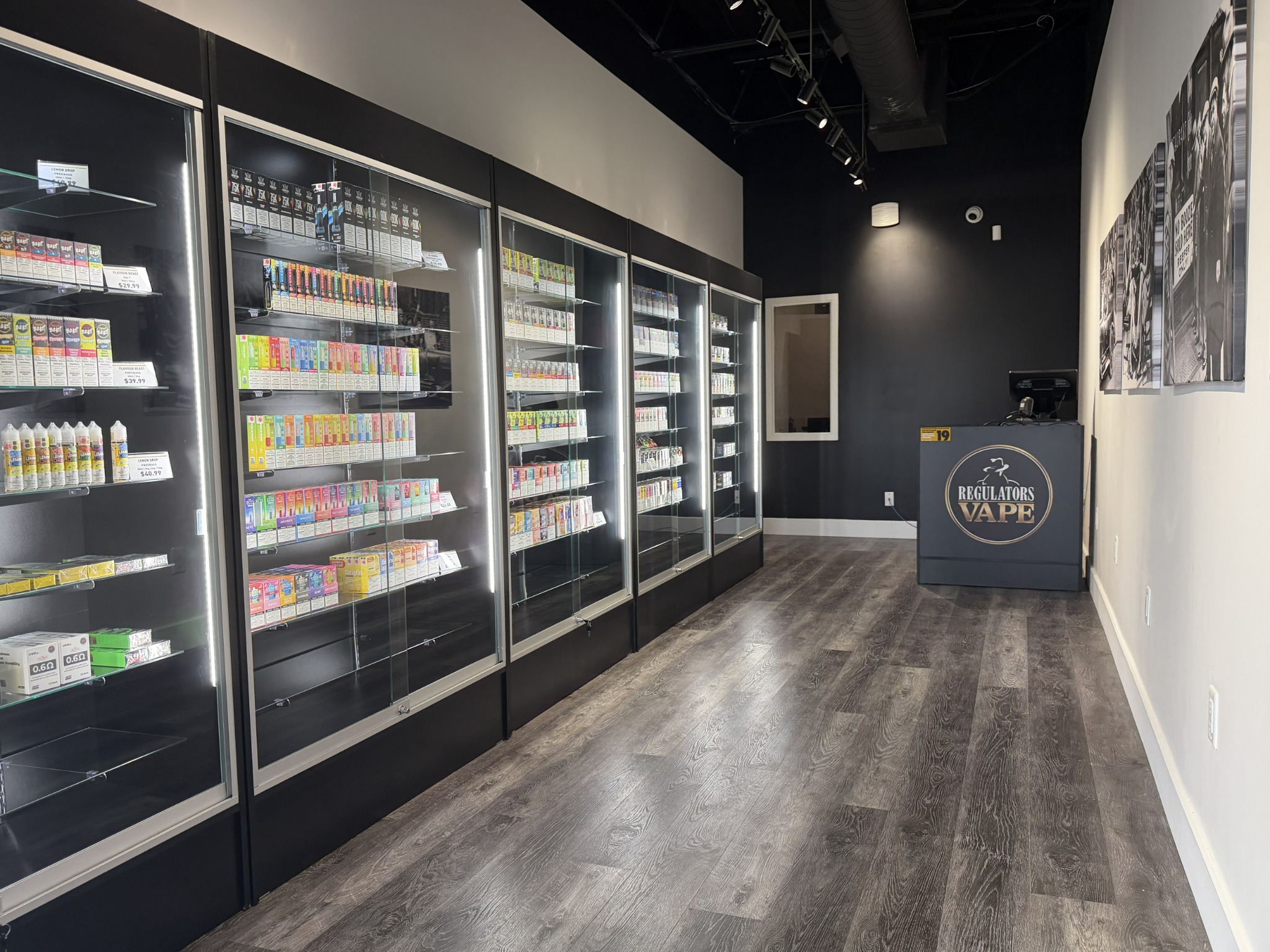 Inside Regulators Vape in Forest Glade, Windsor